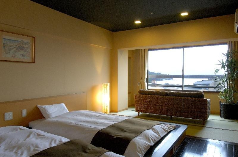 הצוקייצ'י Livemax Resort Aki Miyajima מראה חיצוני תמונה